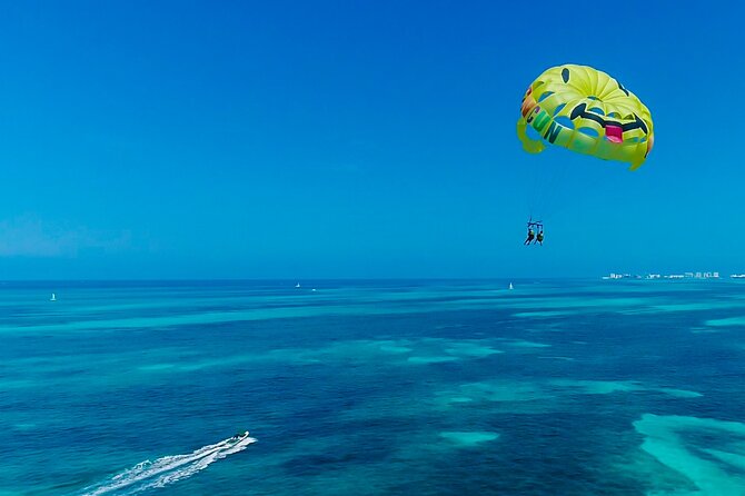 2 in 1 Parasail Cancun and Jet ski - 2 big thrills from Playa Tortugas: how this combo works