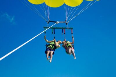 2 in 1 Parasail Cancun and Jet ski - Parasailing up to 80 meters: the view you came for