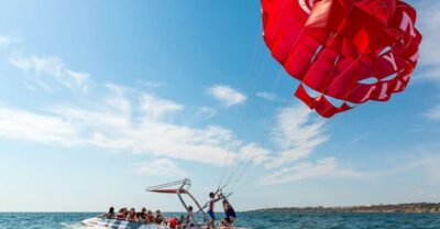 Albufeira: Single, Double or Triple Parasailing Tour - The 1.5-Hour Rhythm: What Happens Before Takeoff