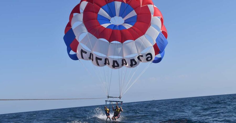Alicante: Boat Trip and Parasailing Experience with Drink - The Boat Ride Portion: Music, Speed, and Getting Sorted