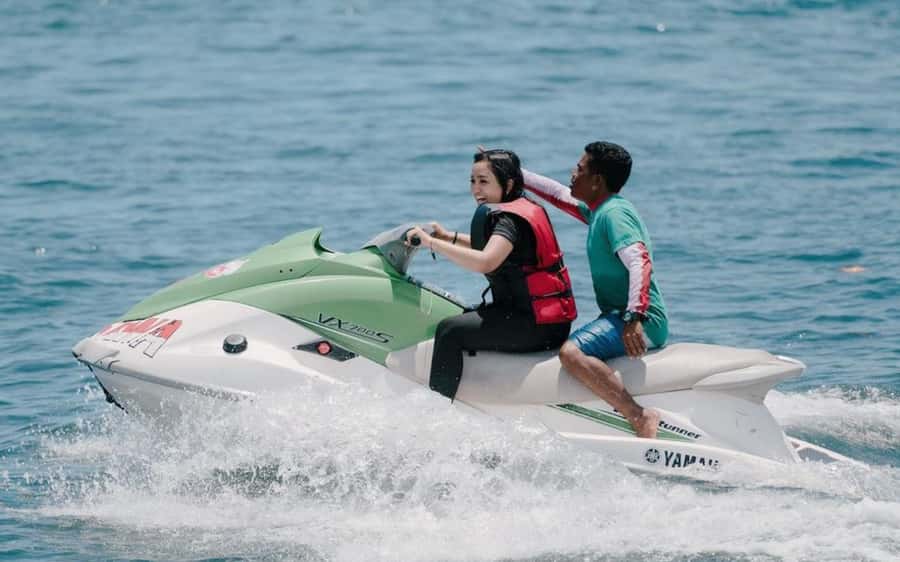 Bali: Watersport Rolling Donut Parasailing Jetski Exclusive - Jet ski with an instructor: speed, waves, and calmer nerves