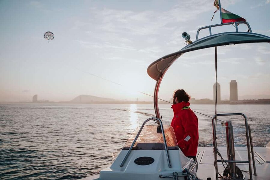 Barcelona: Guided Parasailing Experience - Why Barcelona parasailing feels different at 150 meters