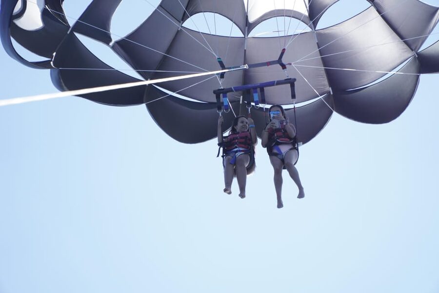 Barcelona: Parasailing with 360º Panoramic Skyline Views - What to Bring to Avoid a Small Trip-Up