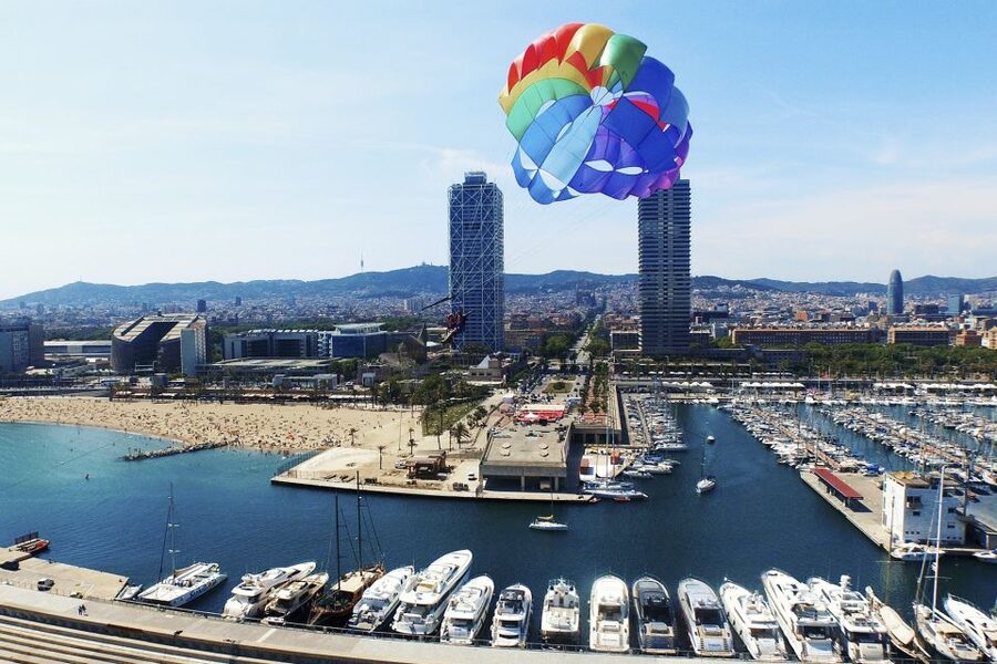 Barcelona: Small-Group Parasailing Experience - The speedboat ride to Port Fòrum: short, fast, and view-heavy