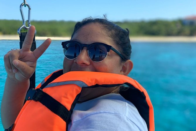 Best Parasailing Cozumel + Locker - The locker and what it means for how you pack
