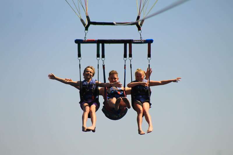 Cabo San Lucas: Parasailing Experience - La Terminal de Cabo: what you do before your line goes up