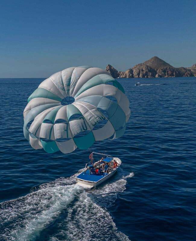 Cabo San Lucas: Parasailing Experience - What to wear and bring for a better ride