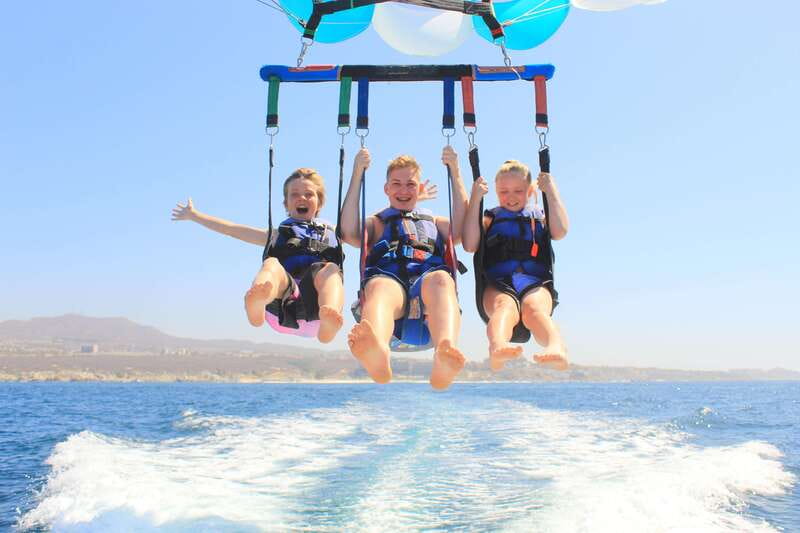 Cabo San Lucas: Parasailing Experience - Safety and certifications: why this feels less intimidating