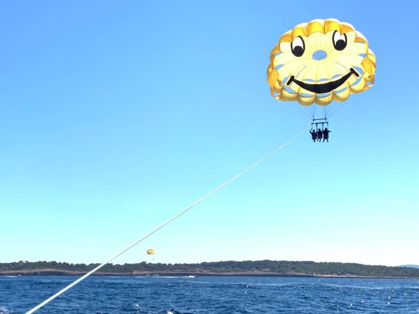 Cala Bona: Parasailing Experience - Crew Energy and Photos: The Human Side of the Experience