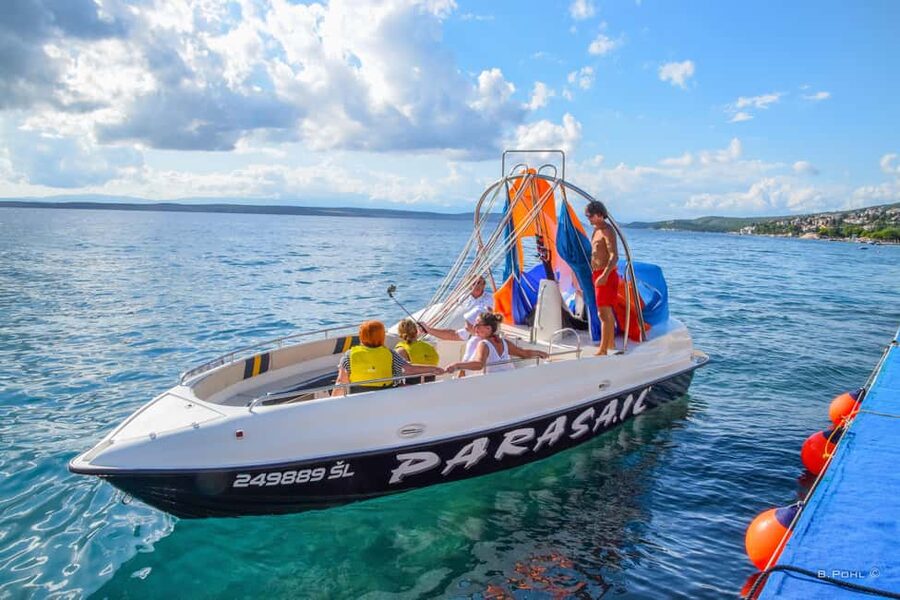 Crikvenica: Parasailing Experience Over the Adriatic Sea - The 10-Minute Aerial Views Over Crikvenica and Kvarner Bay