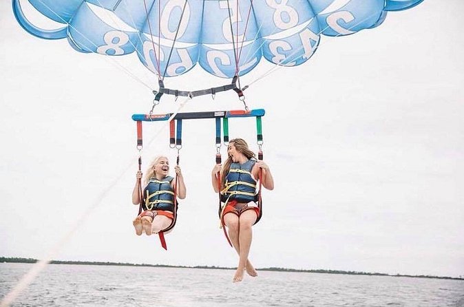 Destin Parasailing Trips - Morning vs Afternoon: Picking the Right Slot