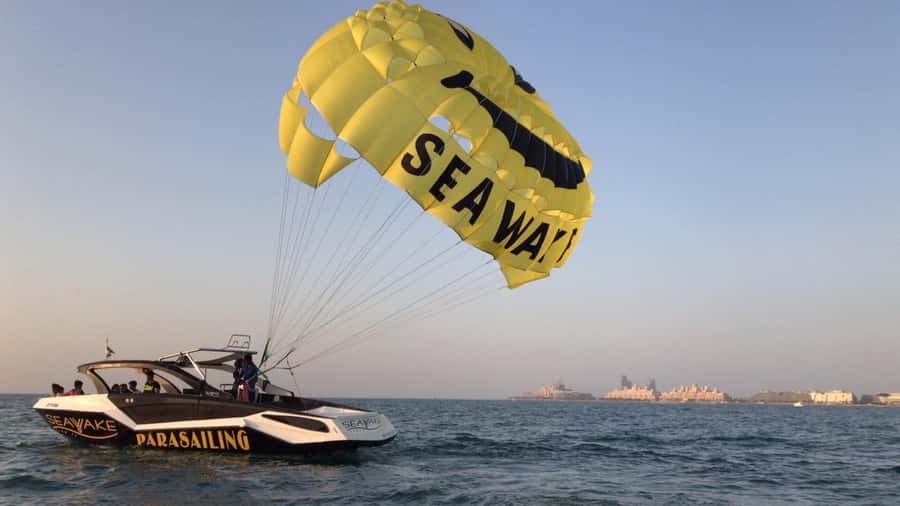 Dubai Jumeirah Parasailing adventure with breathtaking views - Safety Briefing and the Crew’s Real Job