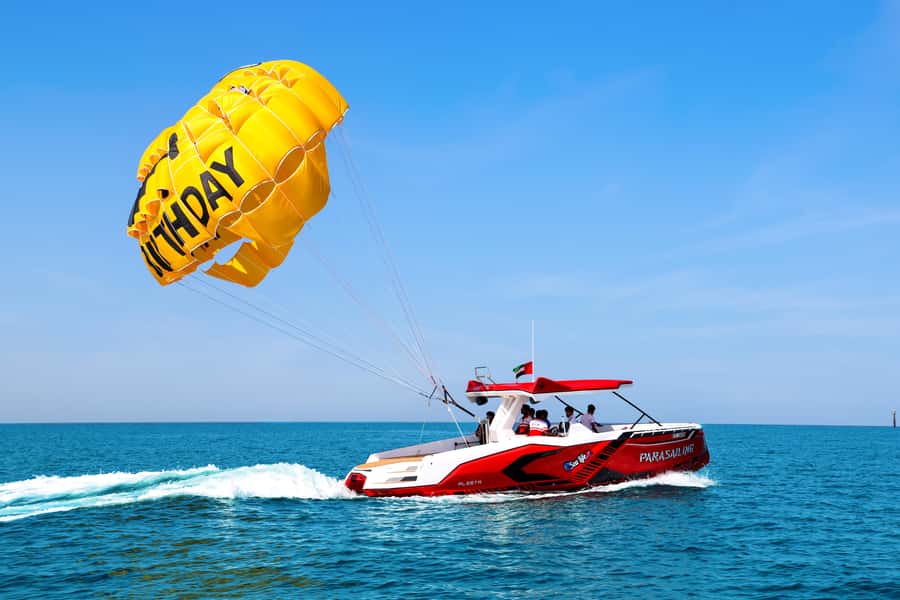 Dubai: Parasailing with Happy birthday Parachute JBR & Palm - The ride is short, but the moment lands