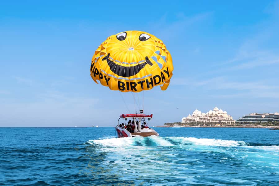 Dubai: Parasailing with Happy birthday Parachute JBR & Palm - Key things I’d bet money on