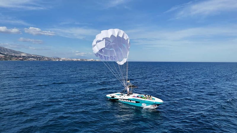 Fuengirola: Best luxury parasailing in Fuengirola - Finding Fuengirola Sea Trips: the meeting point that keeps it easy