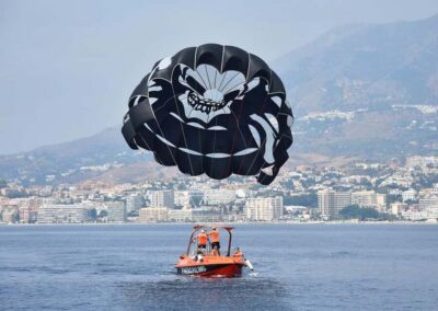 Fuengirola: Deluxe Parasailing Flight from Fuengirola Port - Safety briefing and the t-shirt lifejacket rule you can’t ignore