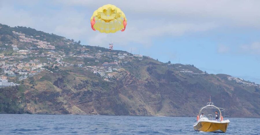 Funchal: Parasailing Tour on the Coast of Madeira Island - What to bring: simple gear that works