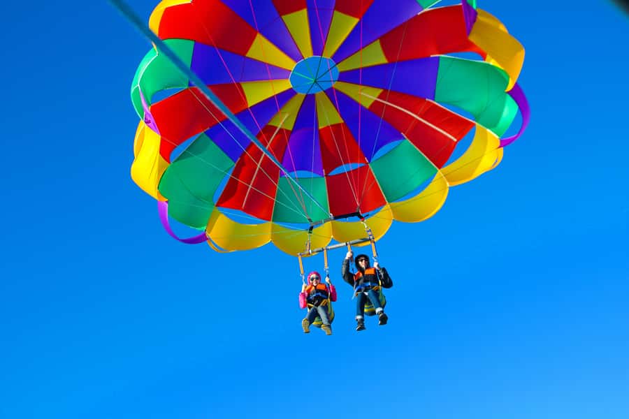 Gold Coast: Surfers Paradise Parasailing with Free Photos - The boat ride out over South Stradbroke Island
