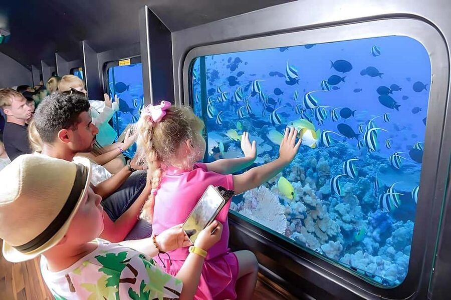 Hurghada: Glass Boat & Snorkeling with Optional Parasailing - Snorkeling time: what 40 minutes really buys you