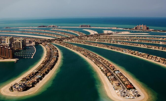 Jumeirah Beach Parasailing Experience in Dubai - How the Day Works From Dubai Harbour to the Atlantis Side