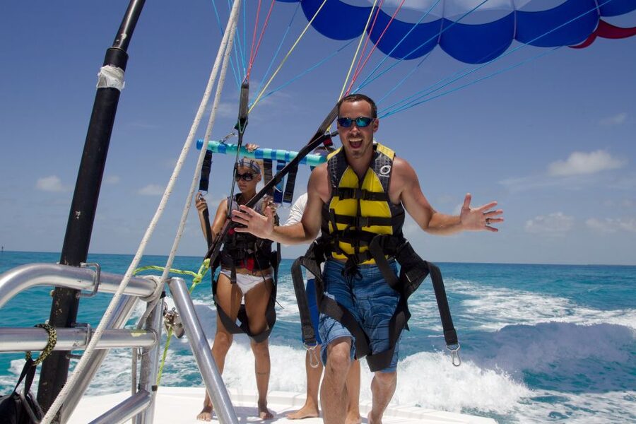Key West Parasailing at Smathers Beach - Up High Over Key West: Panoramic Views From 300+ Feet