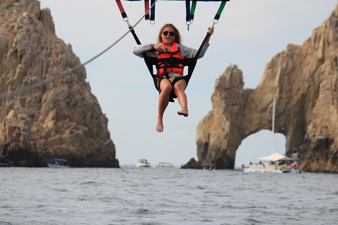Los Cabos Parasailing Adventure Skybound over Cabo San Lucas Bay - Getting Back to Medano Beach: Your Choice After Landing