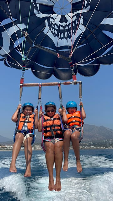 Marbella: Parasailing Flight from Puerto Banus - Briefing and equipment: Safety that feels organized, not scary