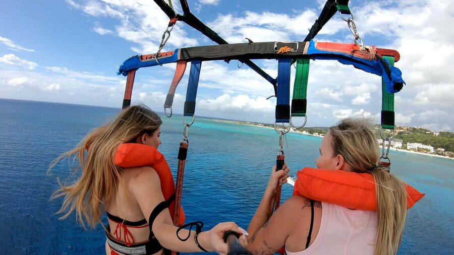 Montego Bay: Parasailing and Jet Ski Combo with Pickup - The Crew Factor: Why Reviews Emphasize Being Taken Care Of