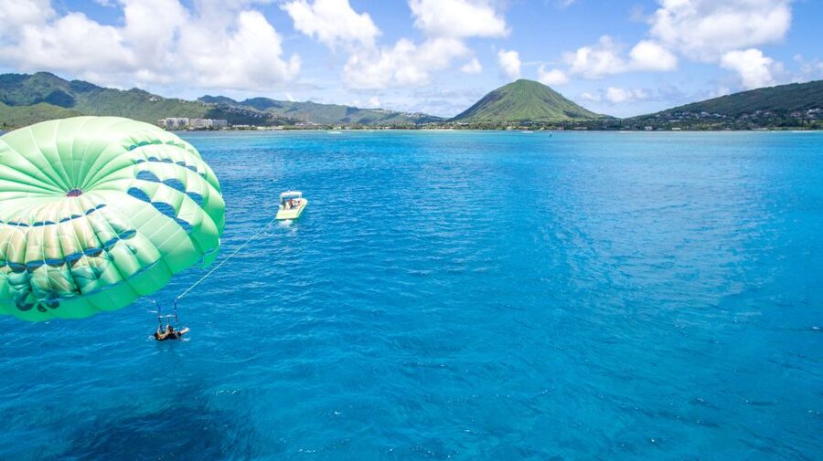 Oahu: Parasail on Maunalua Bay with Diamond Head Views - Diamond Head Views and the Ko‘olau Backdrop: The Scenery Stack