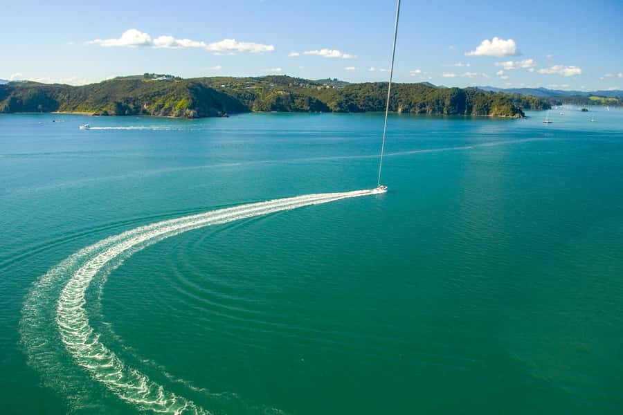 Paihia: Bay of Islands Parasailing Flight - Launch Time: How the Boat Lift-Off Works