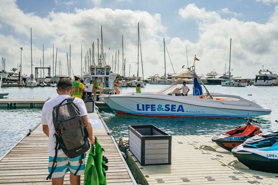 Palma Bay: Parasailing Experience - Practical Tips You’ll Be Glad You Knew (Phones, Cameras, Parking)