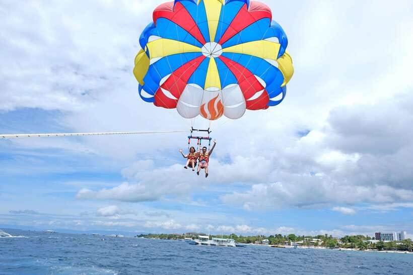 Panglao: Solo or Tandem Parasailing Experience near Alona - The Parasailing Ride: Solo vs Tandem in 15 Minutes