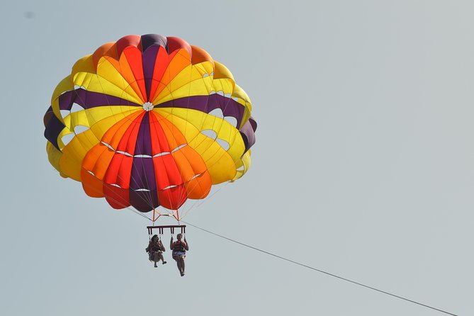 Parasailing Adventure Fly to Sky with Hotel Pickup - Hurghada - Photos and the hard sell: how to avoid getting burned