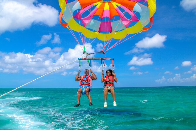 Parasailing and Photography Session Experience - The Flight: Takeoff, Climb, and About 8 Minutes at 400–600 Feet