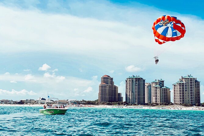 Parasailing Experience in Destin - Should You Book Parasailing in Destin with Flipper’s Adventures?