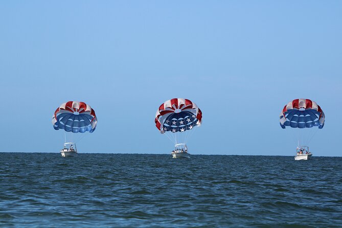 Parasailing in Clearwater Beach - Safety and confidence: the crew style that eases nerves