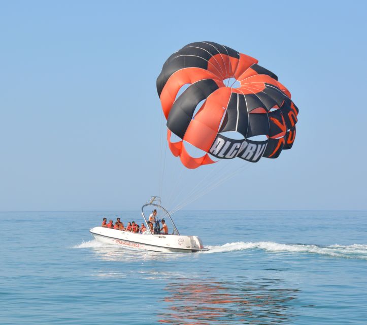 Parasailing Vilamoura - Vilamoura and Quarteira views: the main reason to book