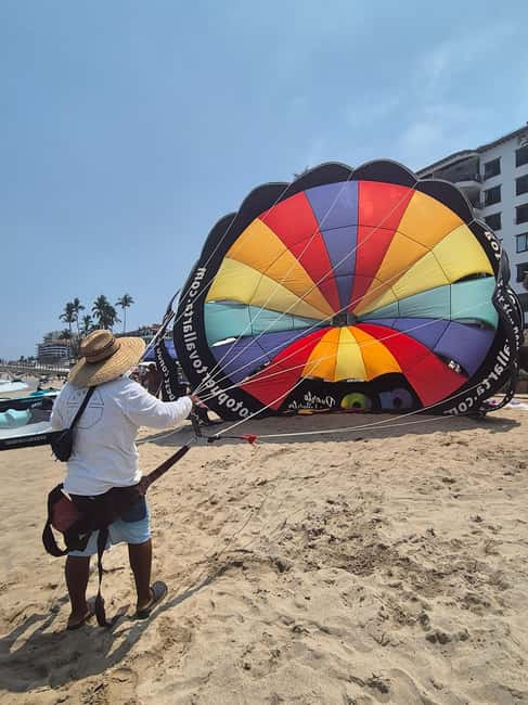 Puerto Vallarta: Private Parasailing Experience - Getting to Juanillos near the Dock of the Dead (without wasting time)