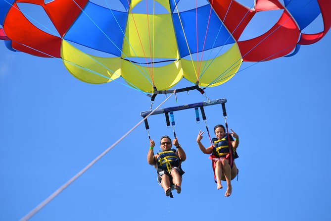 Punta Cana Party Cruise with Snorkeling, Hooka Diving and Parasailing - Parasailing over Punta Cana: the sky thrill and the timing trade-off