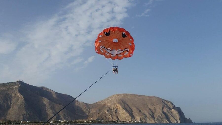 Santorini: Parasailing Flight Experience at Black Beach - Key highlights at a glance