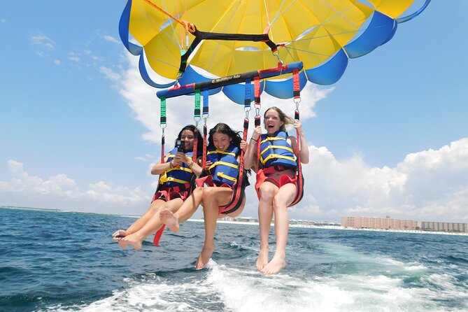 Sky High Parasailing From Marina Cafe - Destin Florida - Where Sky High Parasailing leaves from in Destin Harbor