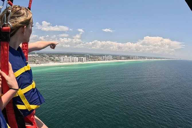 Sky High Parasailing From Marina Cafe - Destin Florida - The boat-size advantage: why max-12 matters