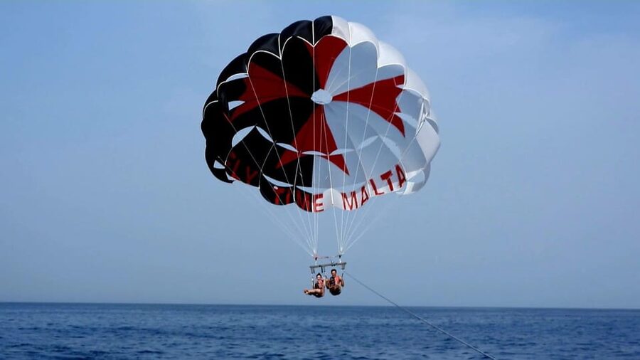 St. Julian's: Parasailing in Malta with Photos and Videos - Key things I’d clock before you book