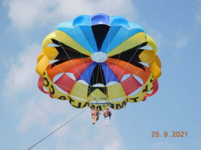 St. Julians: Parasailing Go & Fun with Free Photos & Videos - The Boat Ride, Shade, and Safety Briefing Flow