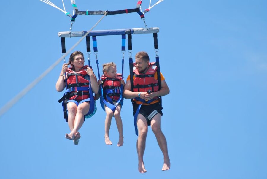 Torrevieja: parasailing experience - The views you’ll remember: Torrevieja and the salt lakes from above